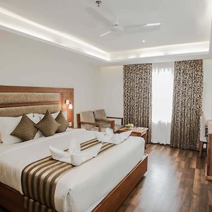 Standard King Suite